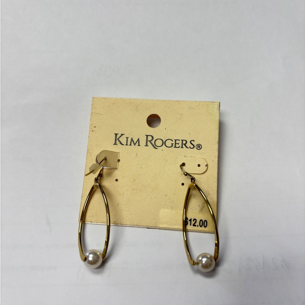 Kim Rogers Gold Oval Hoop Earrings with White Pearl Drops